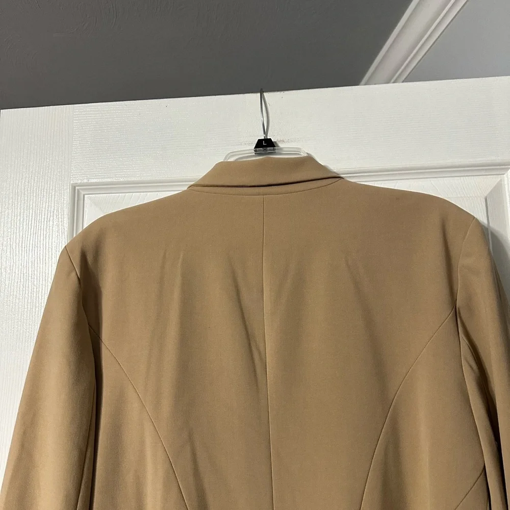 New York & Company Tan Blazer - Picture 10 of 16